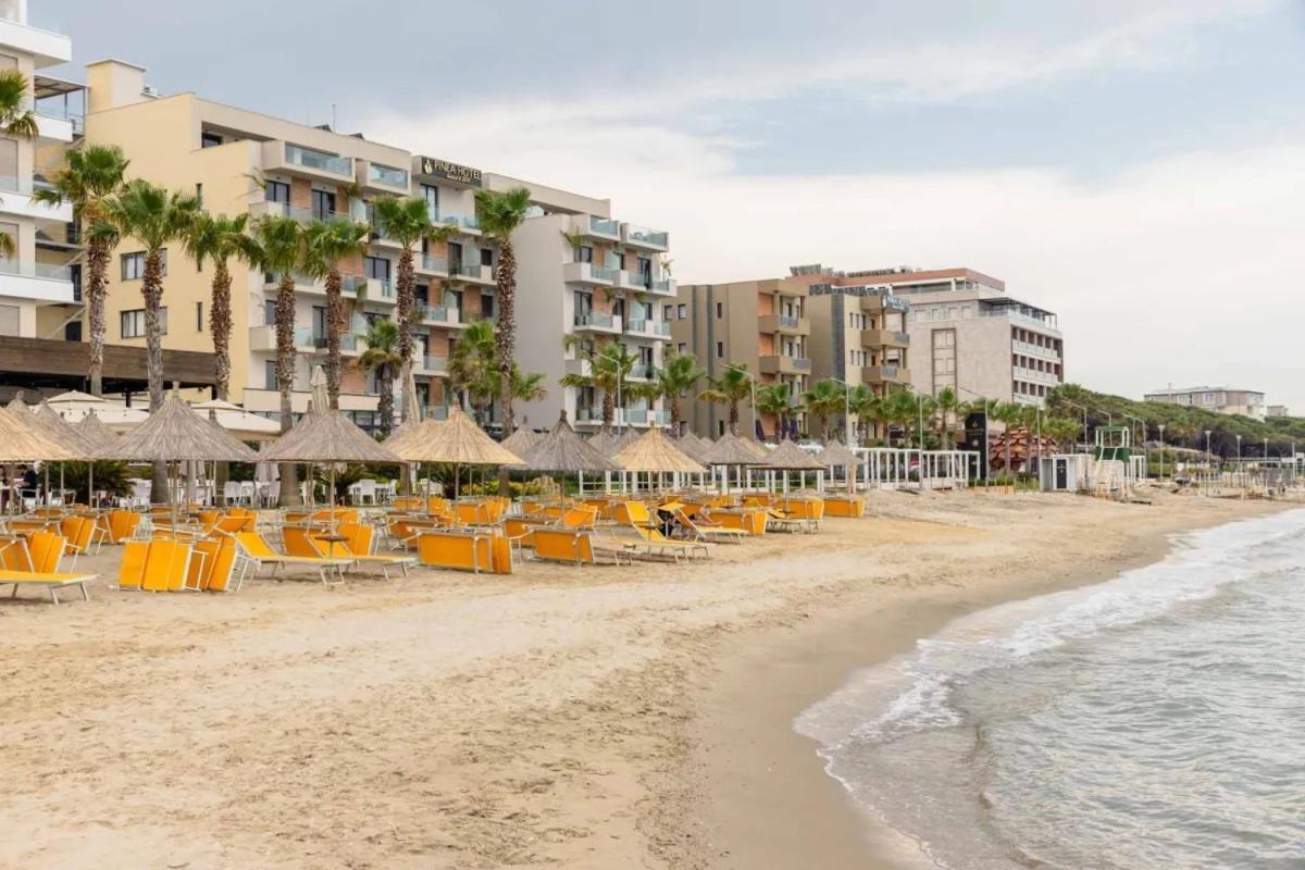Sea Point Apartments Durrës Buitenkant foto